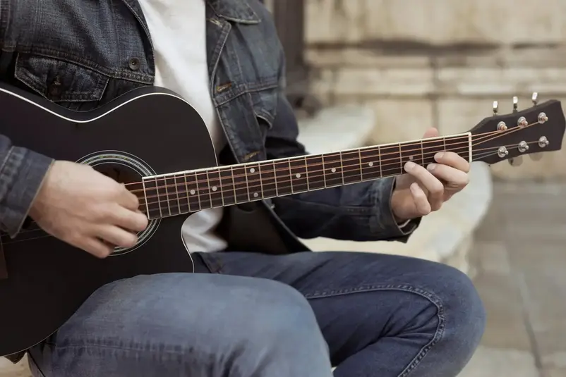 ron-yeffet’s-musical-journey:-from-juilliard-student-to-nyc-guitar-icon